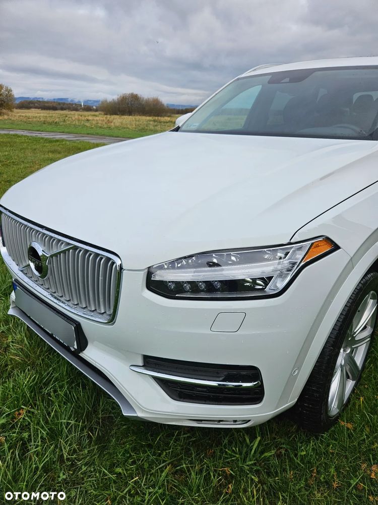 Volvo XC 90 - 23