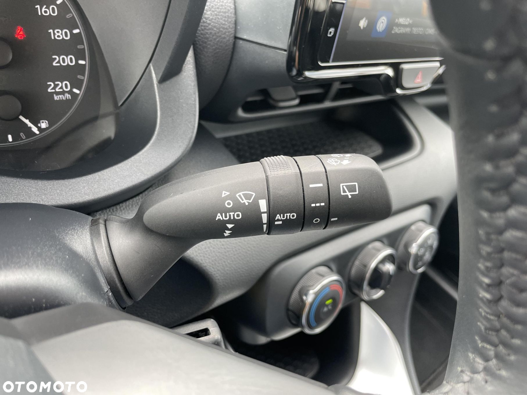 Toyota Yaris 1.5 Comfort - 27
