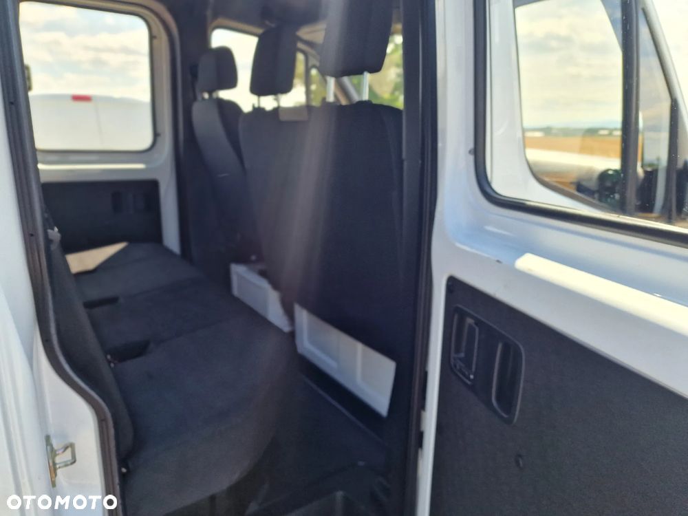 Mercedes-Benz Sprinter Doka - 22