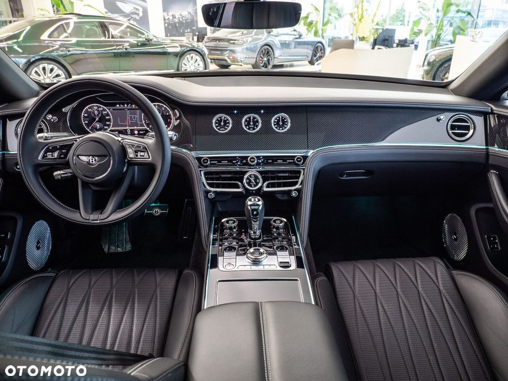 Bentley Flying Spur - 12