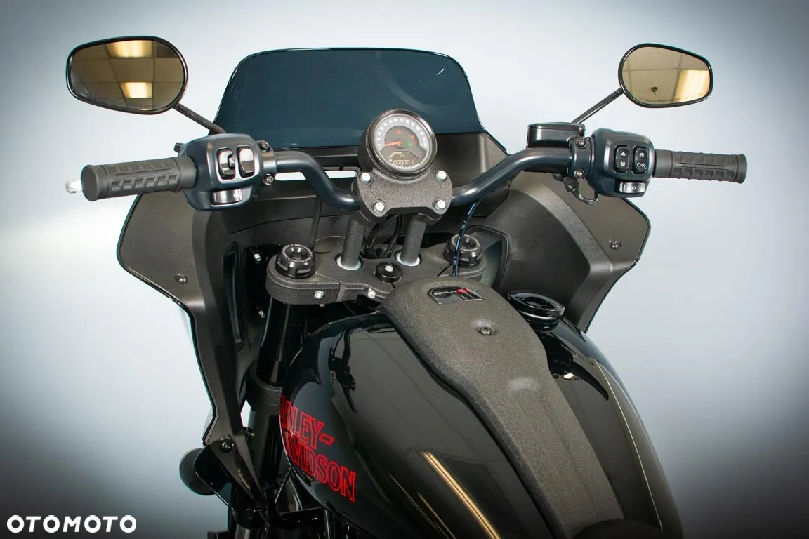 Harley-Davidson Softail - 20