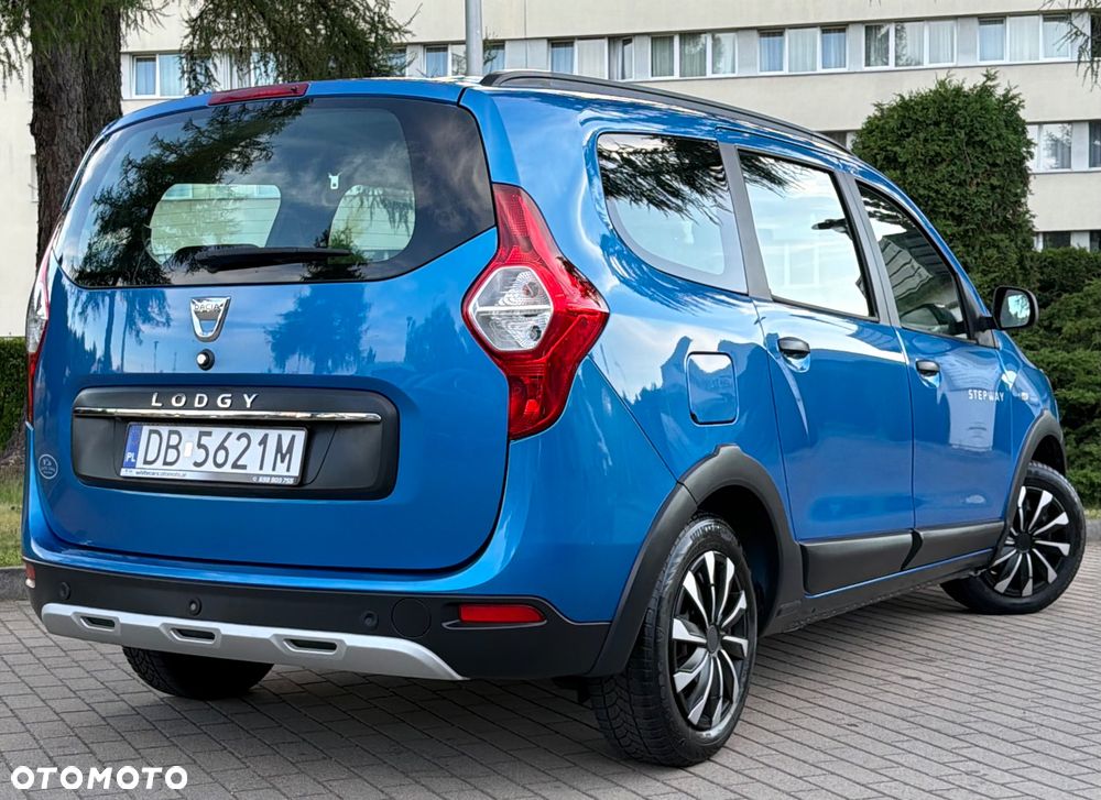 Dacia Lodgy TCe 115 Stepway - 28