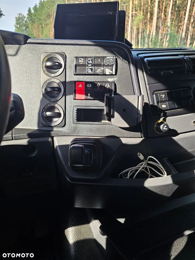 Mercedes-Benz 1624 - 9