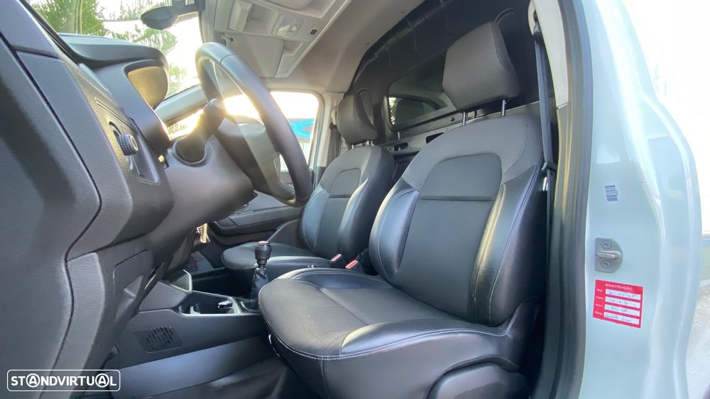 Renault Express 1.5 Blue dCi - 25
