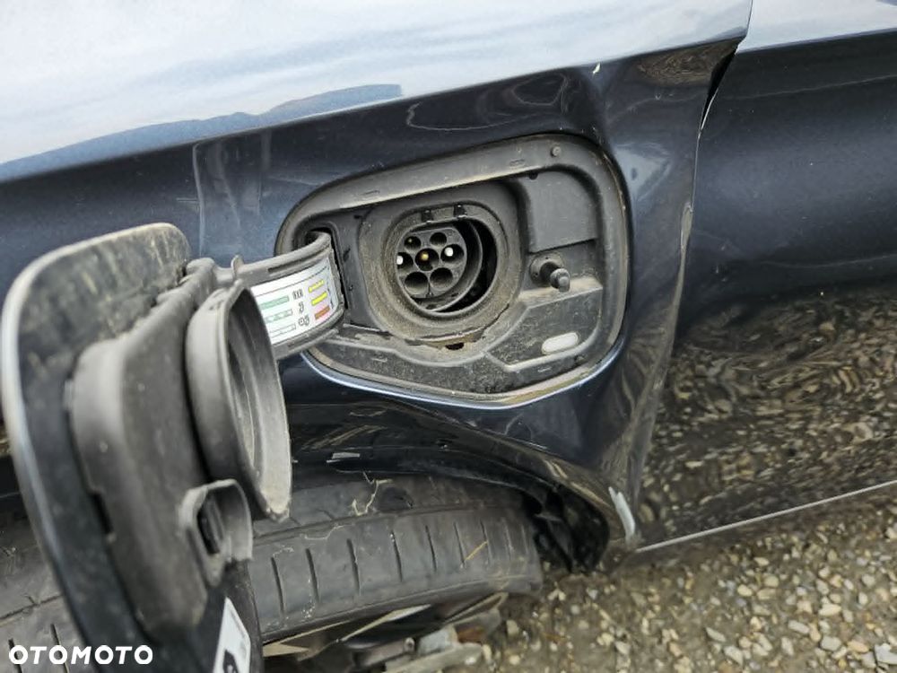 Cupra Formentor 1.4 e-Hybrid DSG - 12