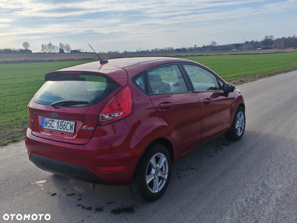 Ford Fiesta - 4