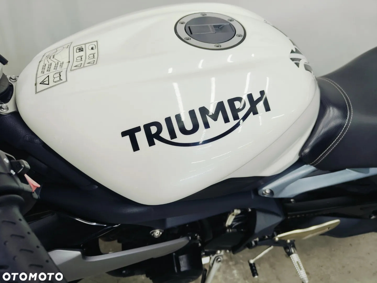 Triumph Street Triple - 22