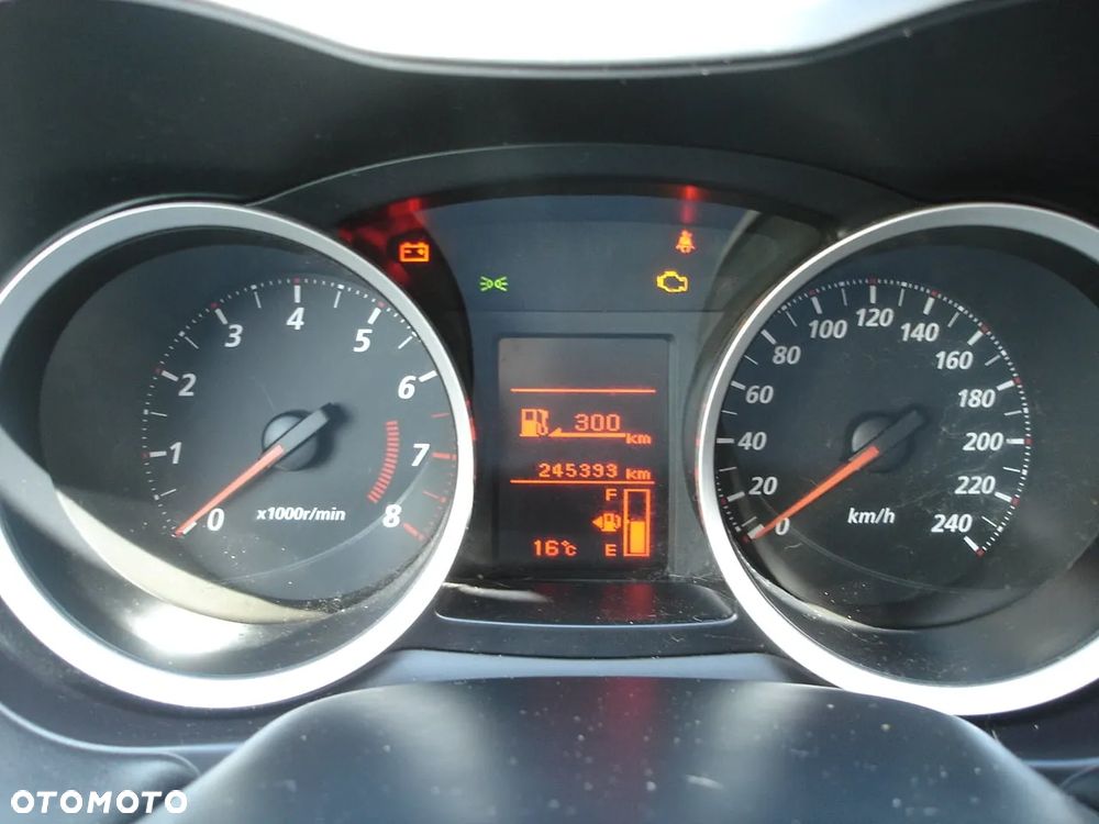 Mitsubishi Lancer 1.6 Invite - 16