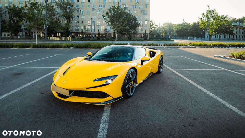Ferrari SF90 Stradale - 10