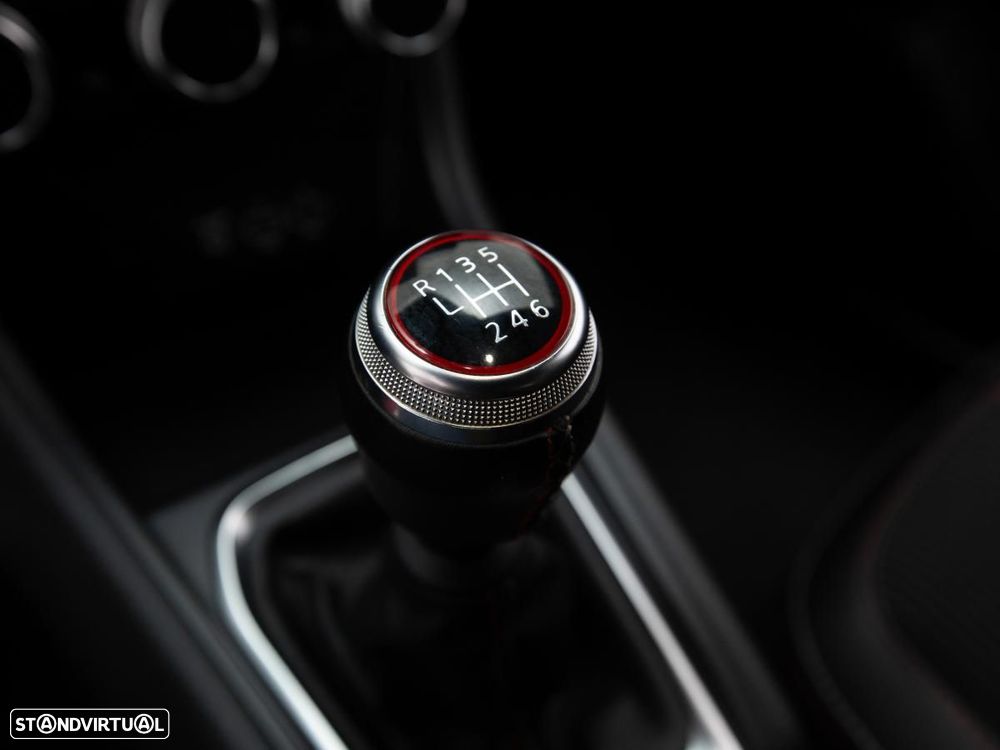 Renault Captur 1.0 TCe RS Line - 19