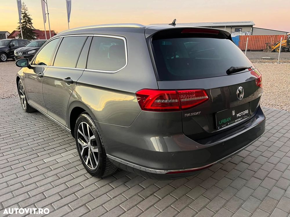 Volkswagen Passat Variant 2.0 TDI DSG (BlueMotion Technology) Highline - 11