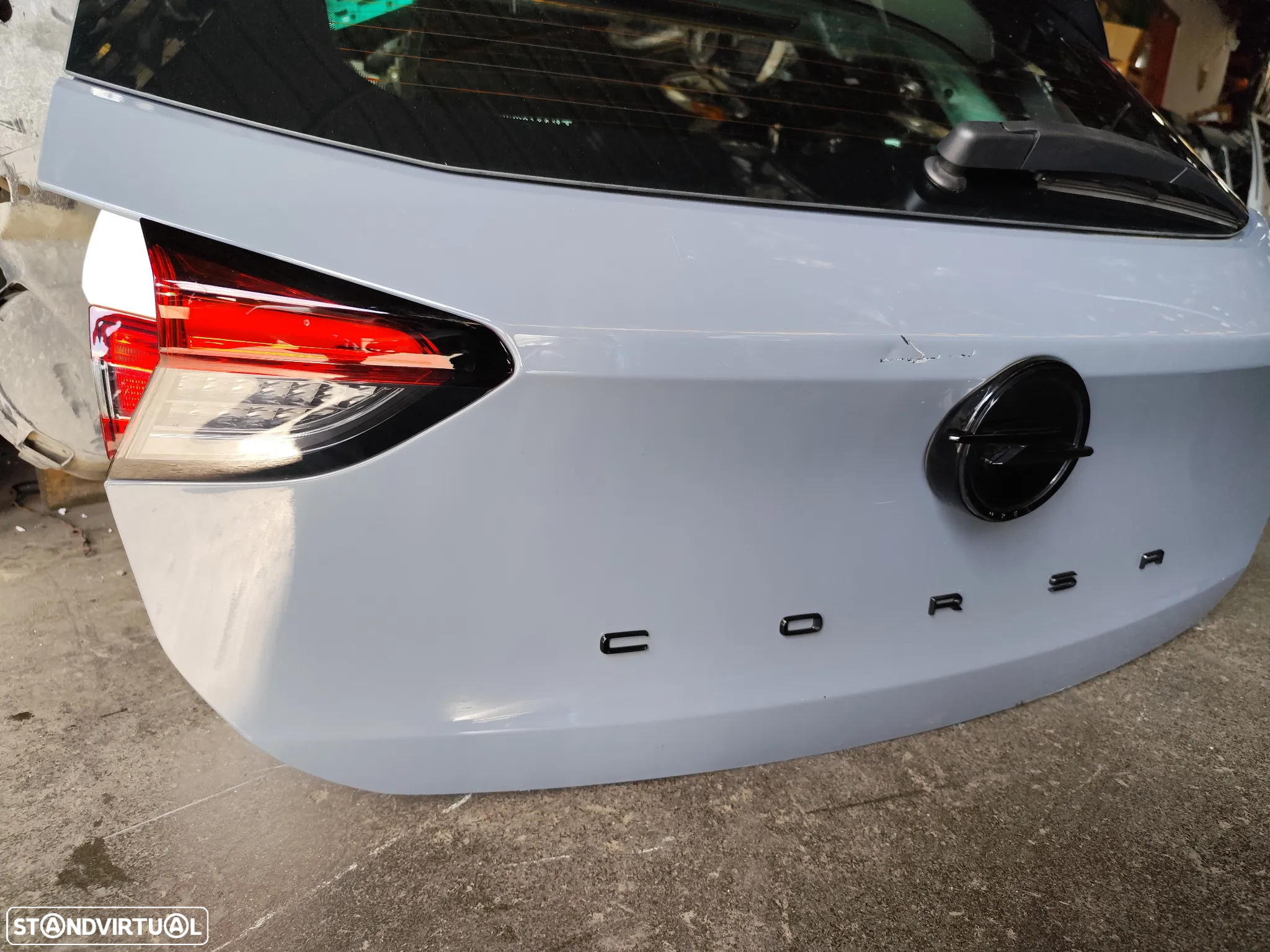 OPEL CORSA F TAMPA DA MALA - M323 - 3