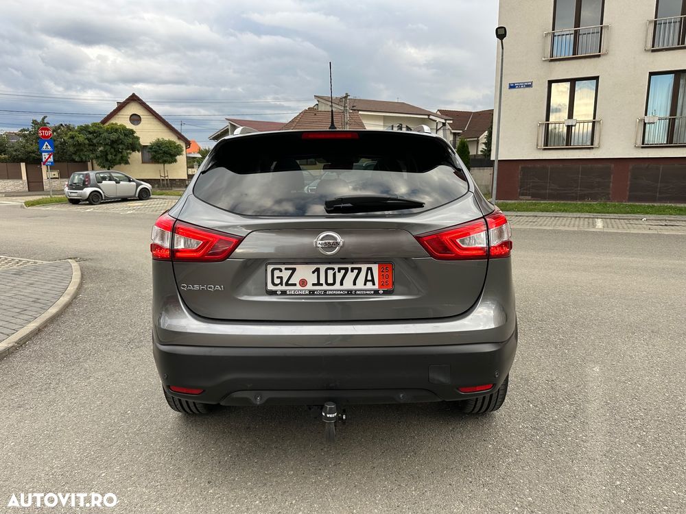 Nissan Qashqai 1.6L dCi Start/Stop 4X4-i Tekna - 12
