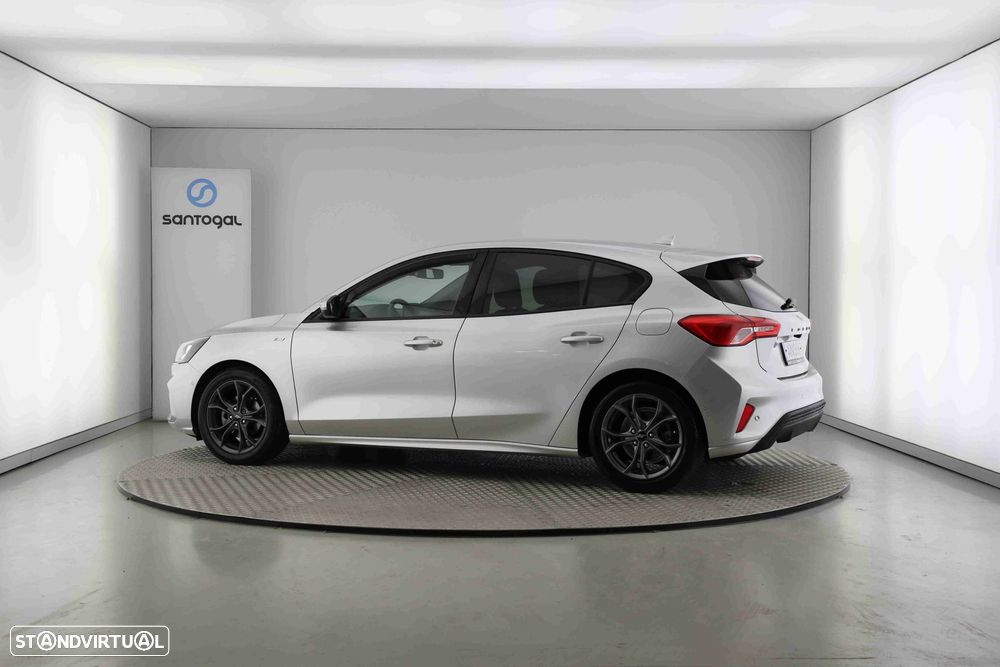 Ford Focus 1.0 EcoBoost ST-Line X - 4