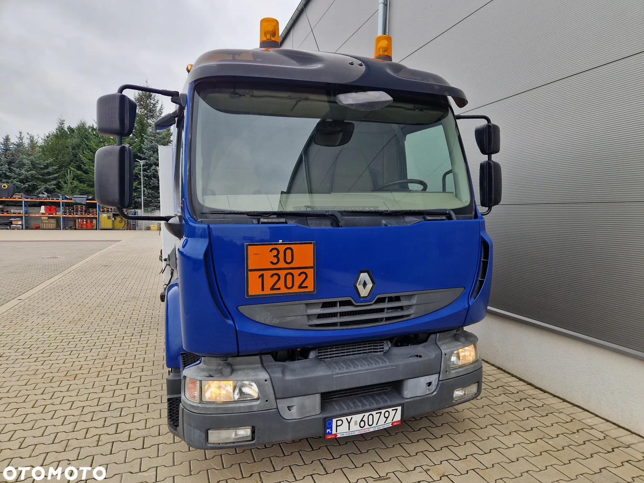 Renault MIDLUM 12.220 - 6