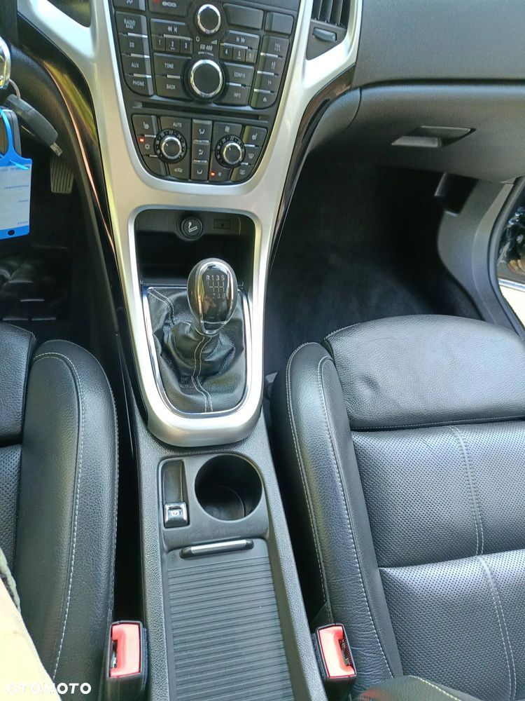 Opel Astra 1.4 T Sport - 17
