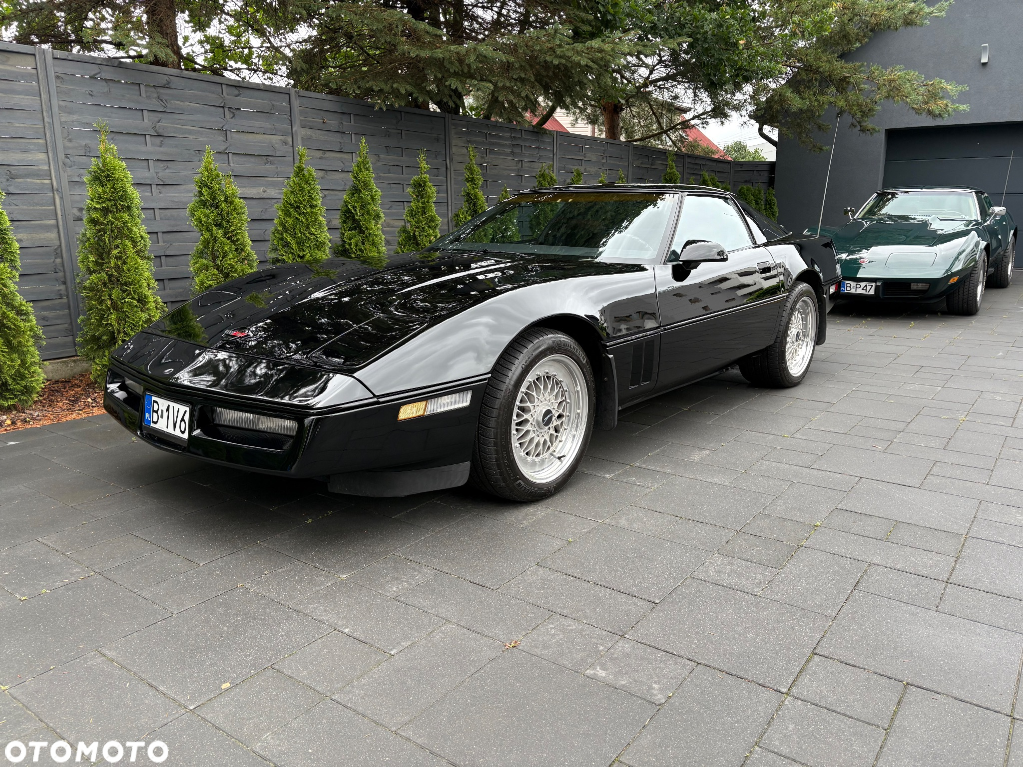 Chevrolet Corvette - 6