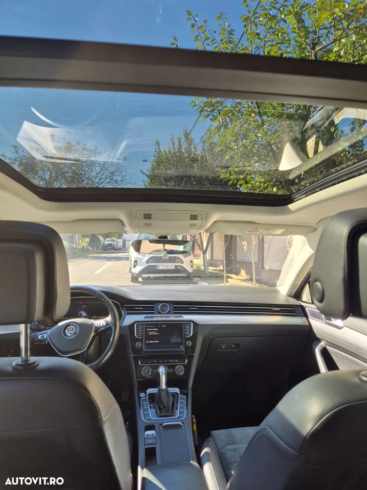 Volkswagen Passat Variant 1.6 TDI (BlueMotion Technology) DSG Comfortline - 4