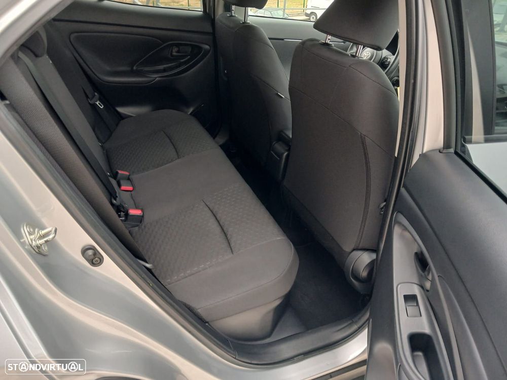 Toyota Yaris Cross 1.5 HDF Comfort Plus - 18