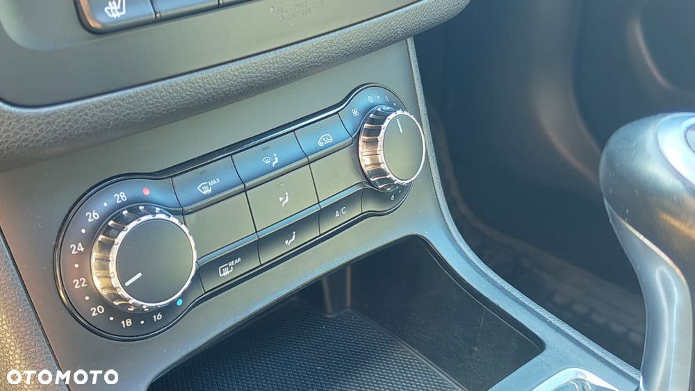 Mercedes-Benz Klasa B 180 BlueEFFICIENCY Edition - 12