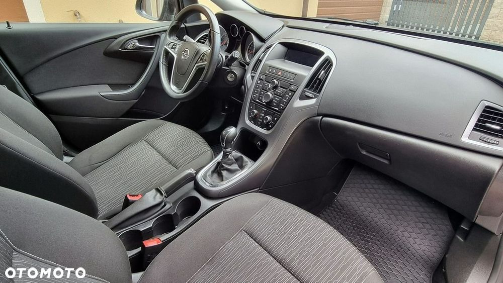 Opel Astra - 12