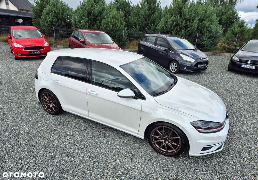 Volkswagen Golf - 28