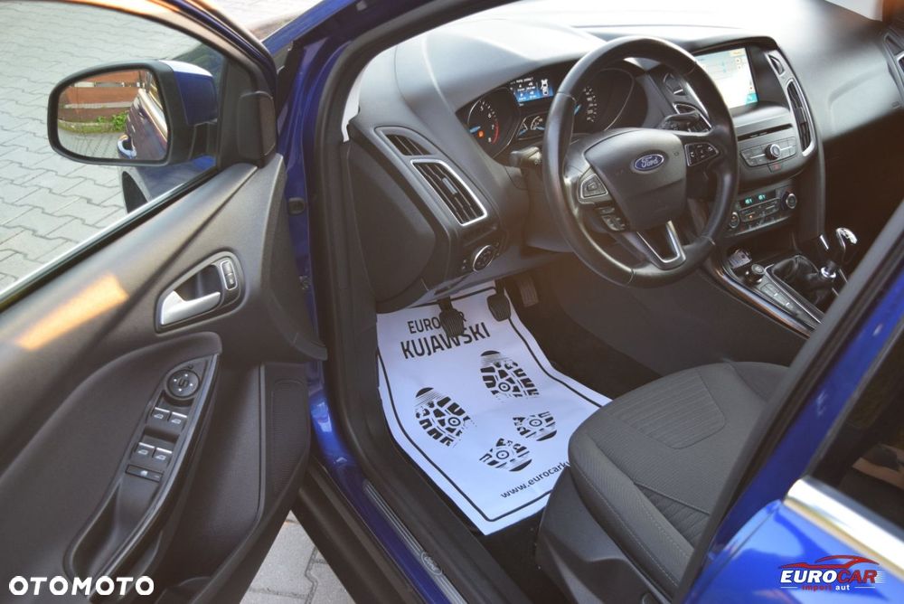 Ford Focus 1.0 EcoBoost Titanium ASS - 11