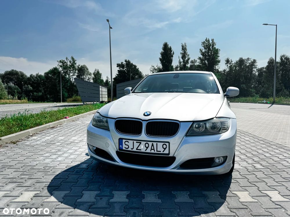 BMW Seria 3 318d - 12