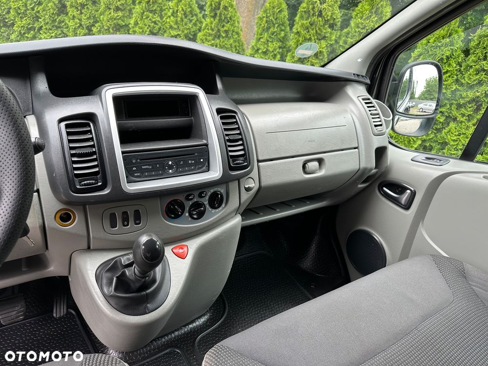 Renault Trafic - 9