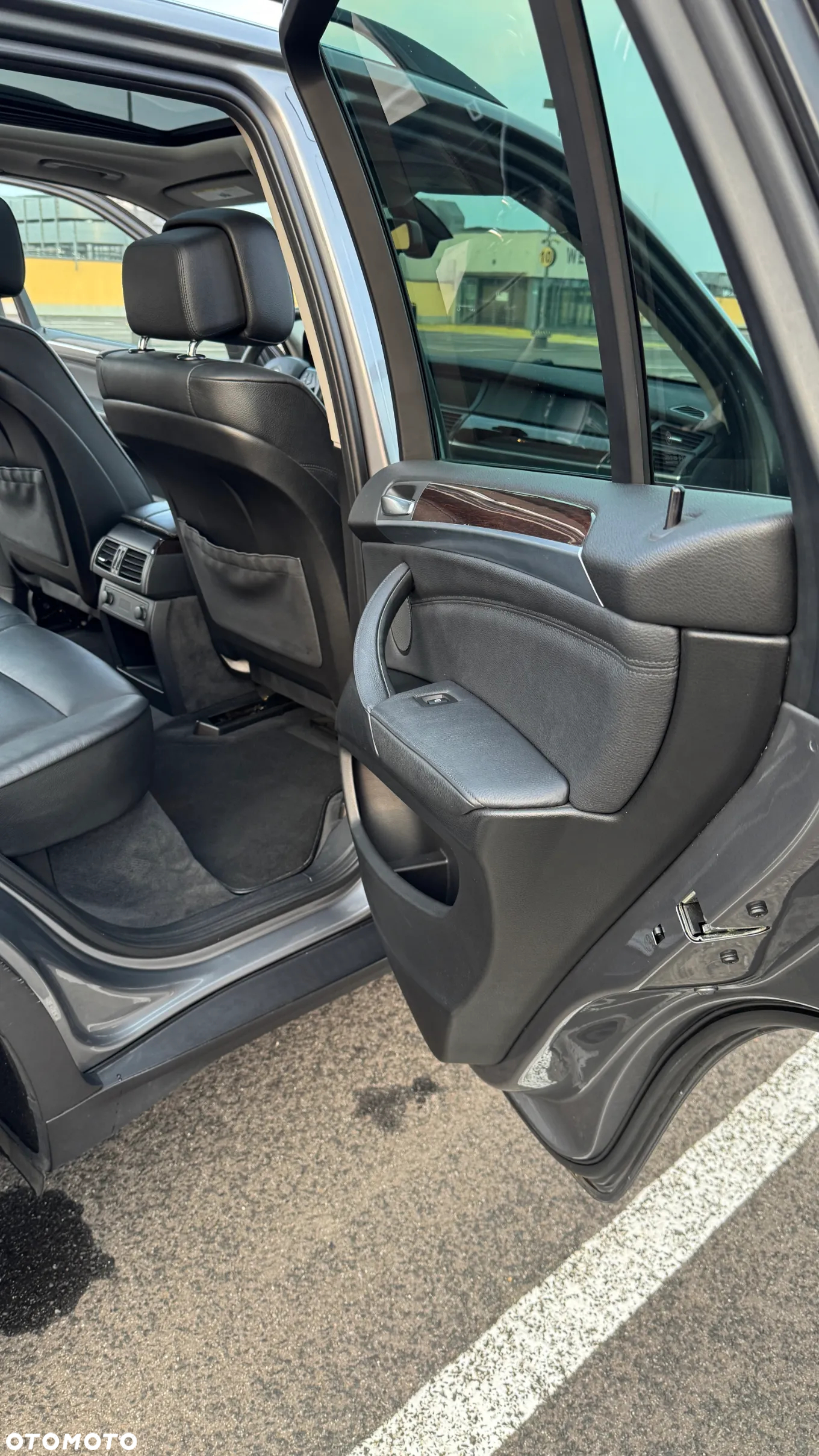 BMW X5 xDrive35i - 30