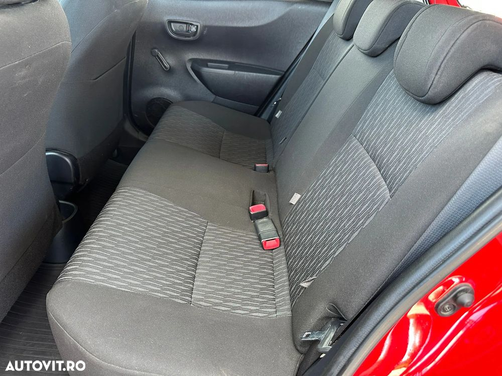 Toyota Yaris 1.0 VVT-i Terra - 12