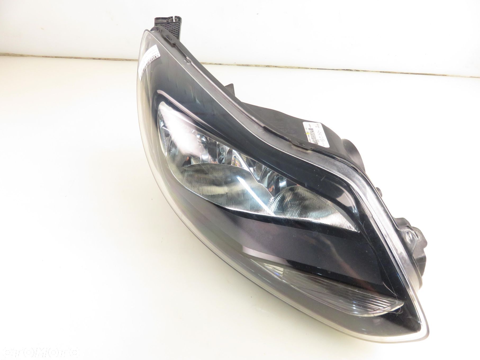 LAMPA PRAWA PRZEDNIA FORD FOCUS MK3 III Turnier BM5113W029RB - 1