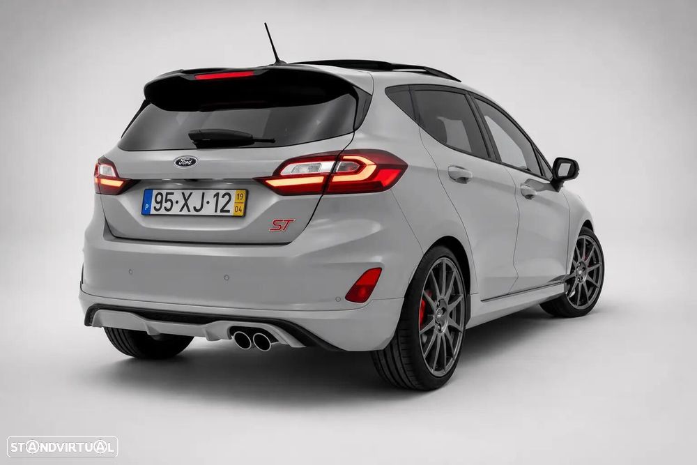 Ford Fiesta 1.5 EcoBoost ST - 4
