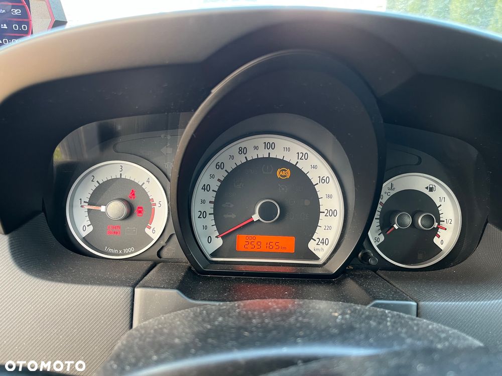 Kia Ceed 2.0 crdi Optimum + - 26