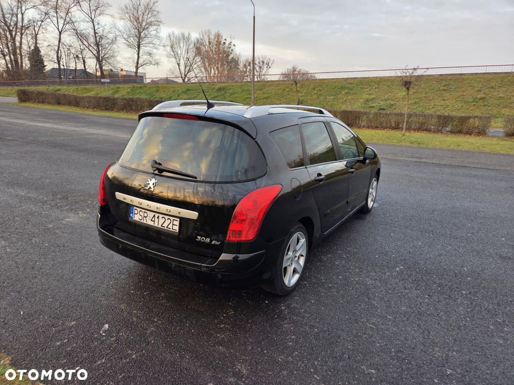 Peugeot 308 1.6 Premium - 4