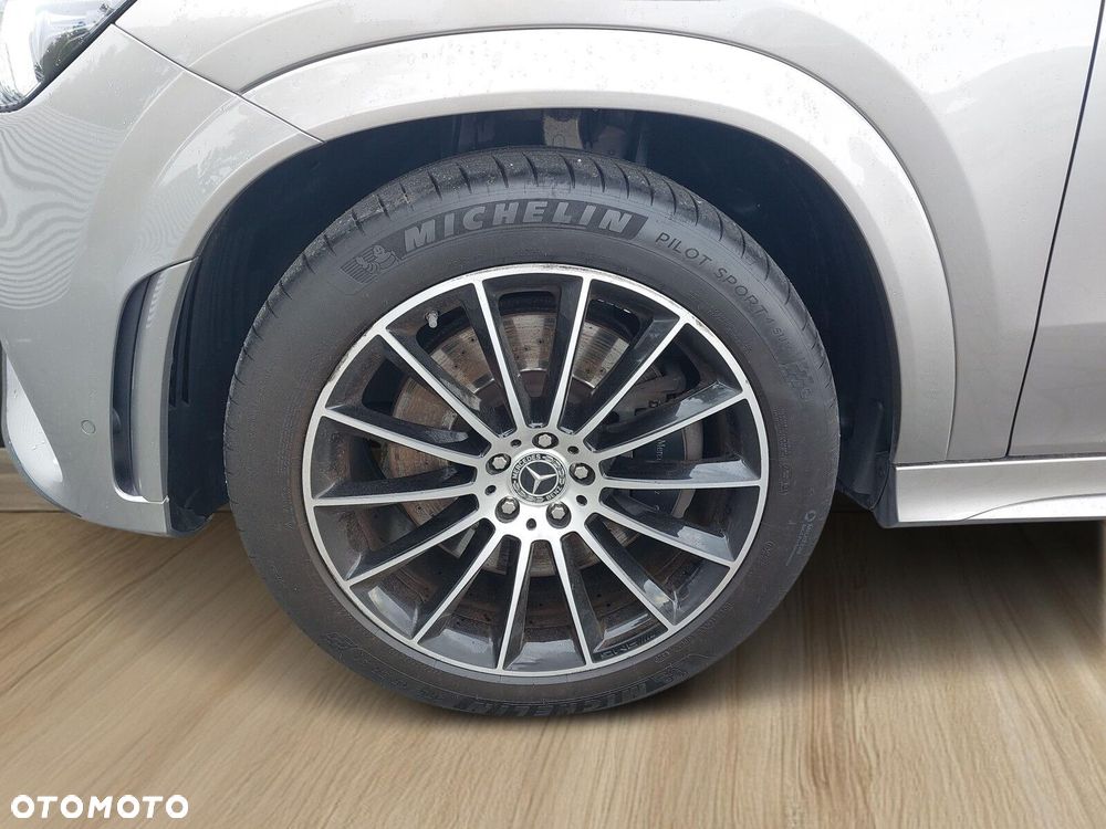 Mercedes-Benz GLE - 23