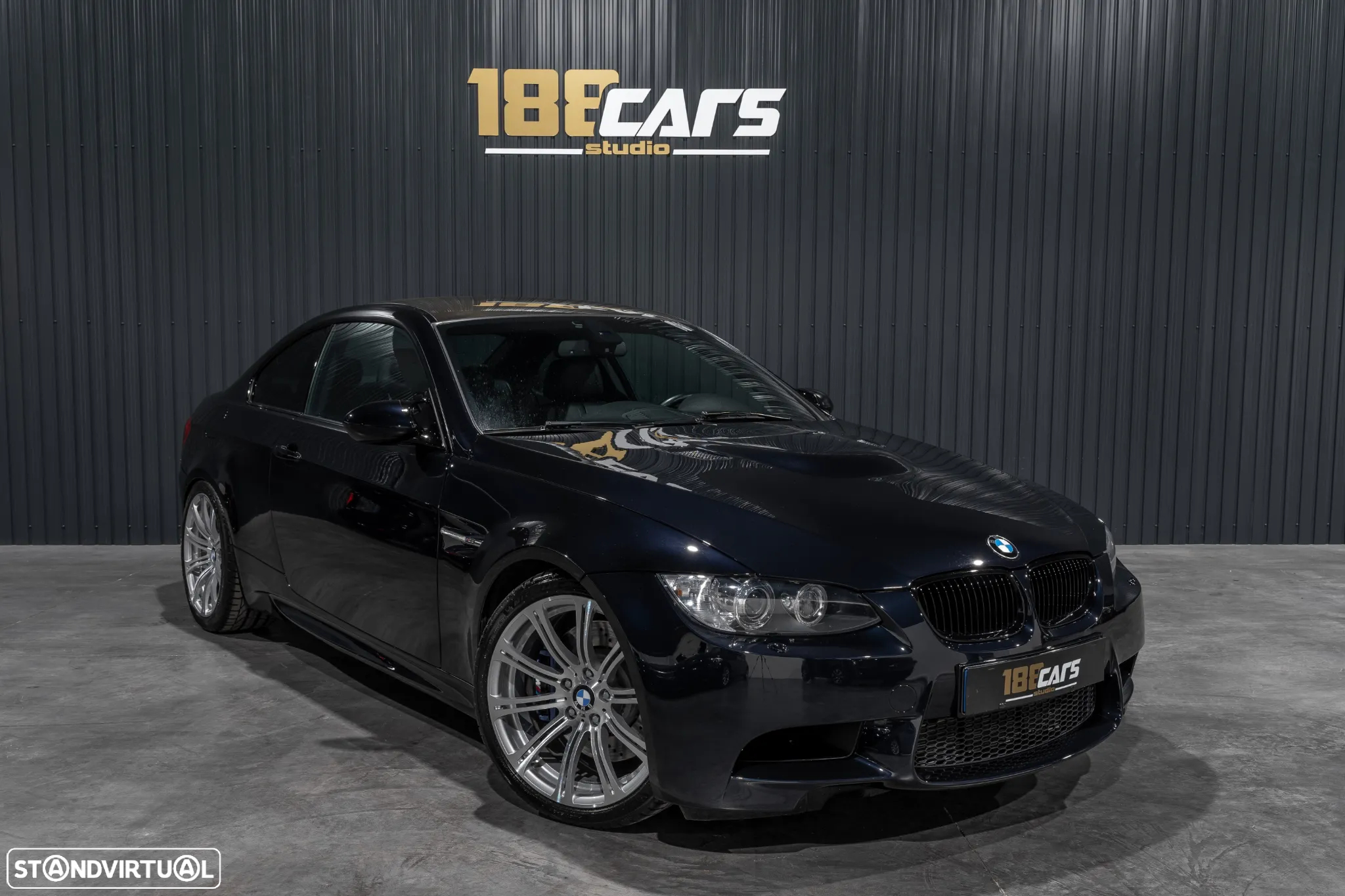 BMW M3 Auto - 43