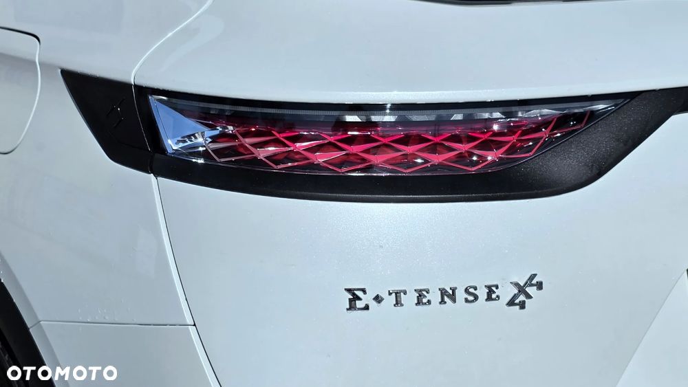 DS Automobiles DS 7 Crossback 1.6 E-Tense 4x4 Performance Line + - 35