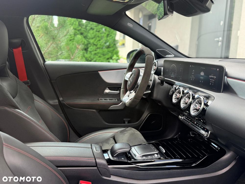 Mercedes-Benz Klasa A 45 S AMG 4-Matic 8G-DCT - 31