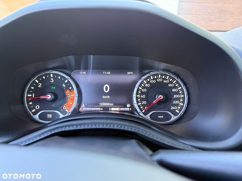 Jeep Renegade - 10