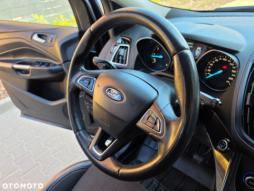 Ford Kuga 2.0 TDCi 4WD Titanium - 16