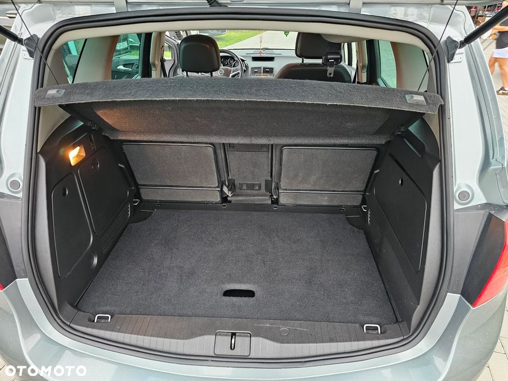 Opel Meriva 1.4 T Essentia - 10