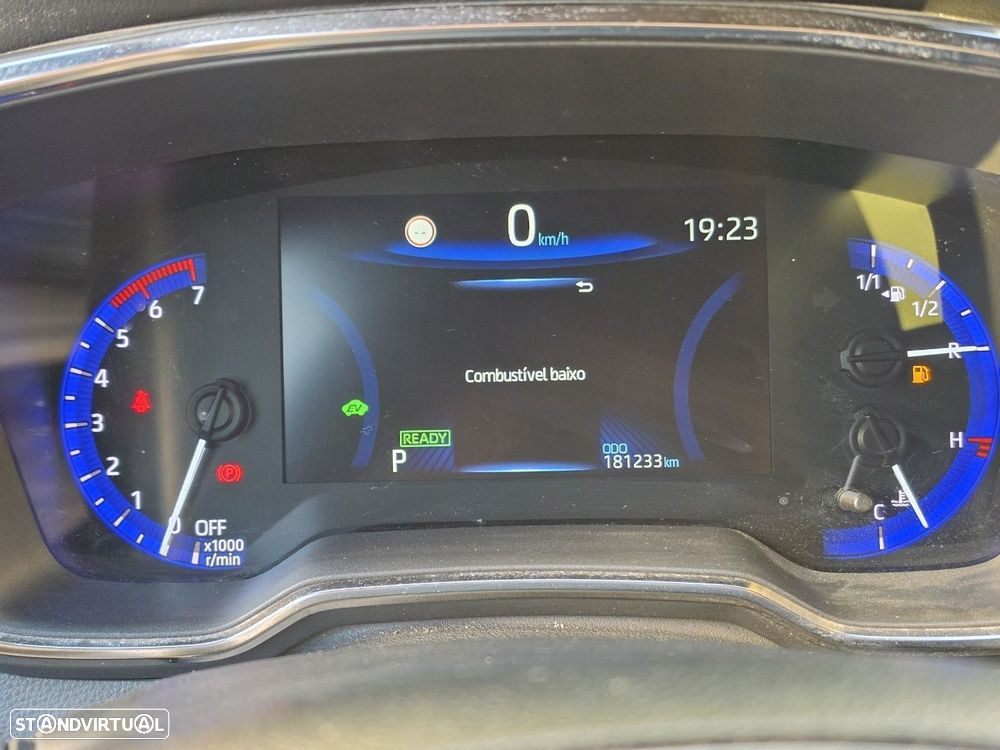 Toyota Corolla Touring Sports 1.8 Hybrid Comfort+P.Sport - 17