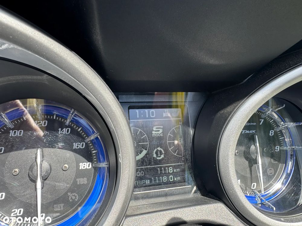 Yamaha Tmax - 14
