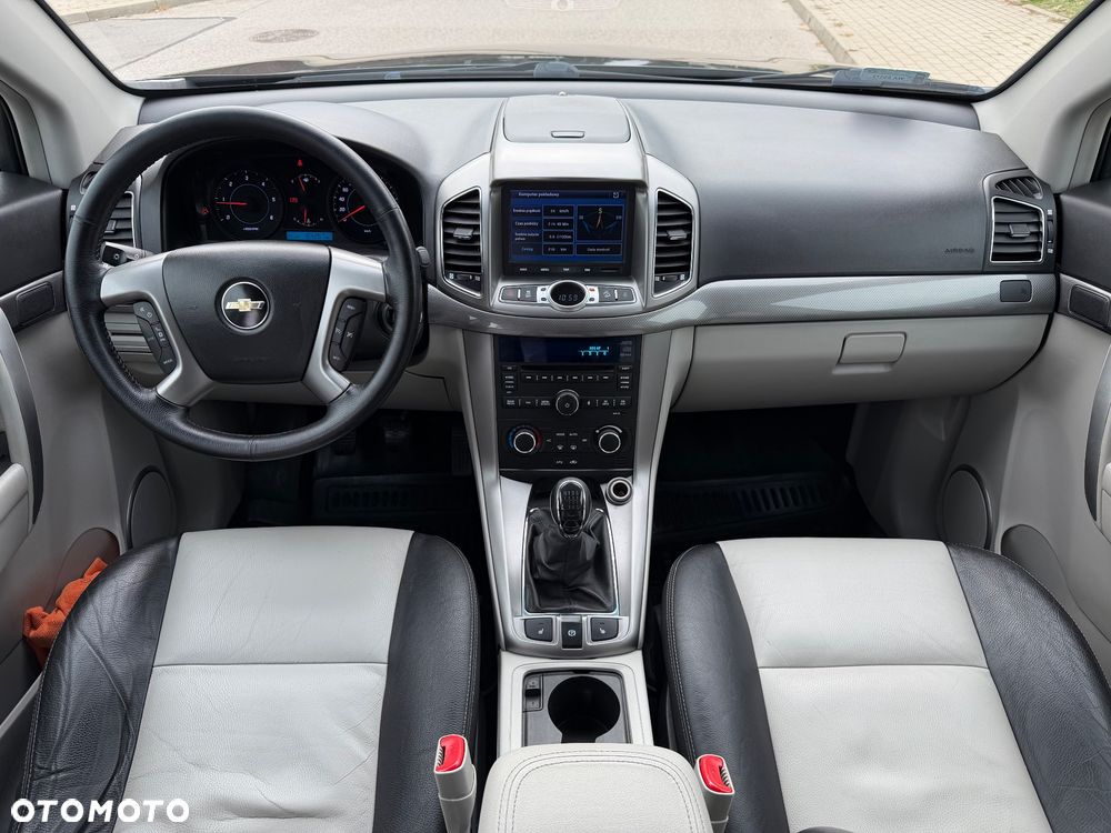 Chevrolet Captiva - 13