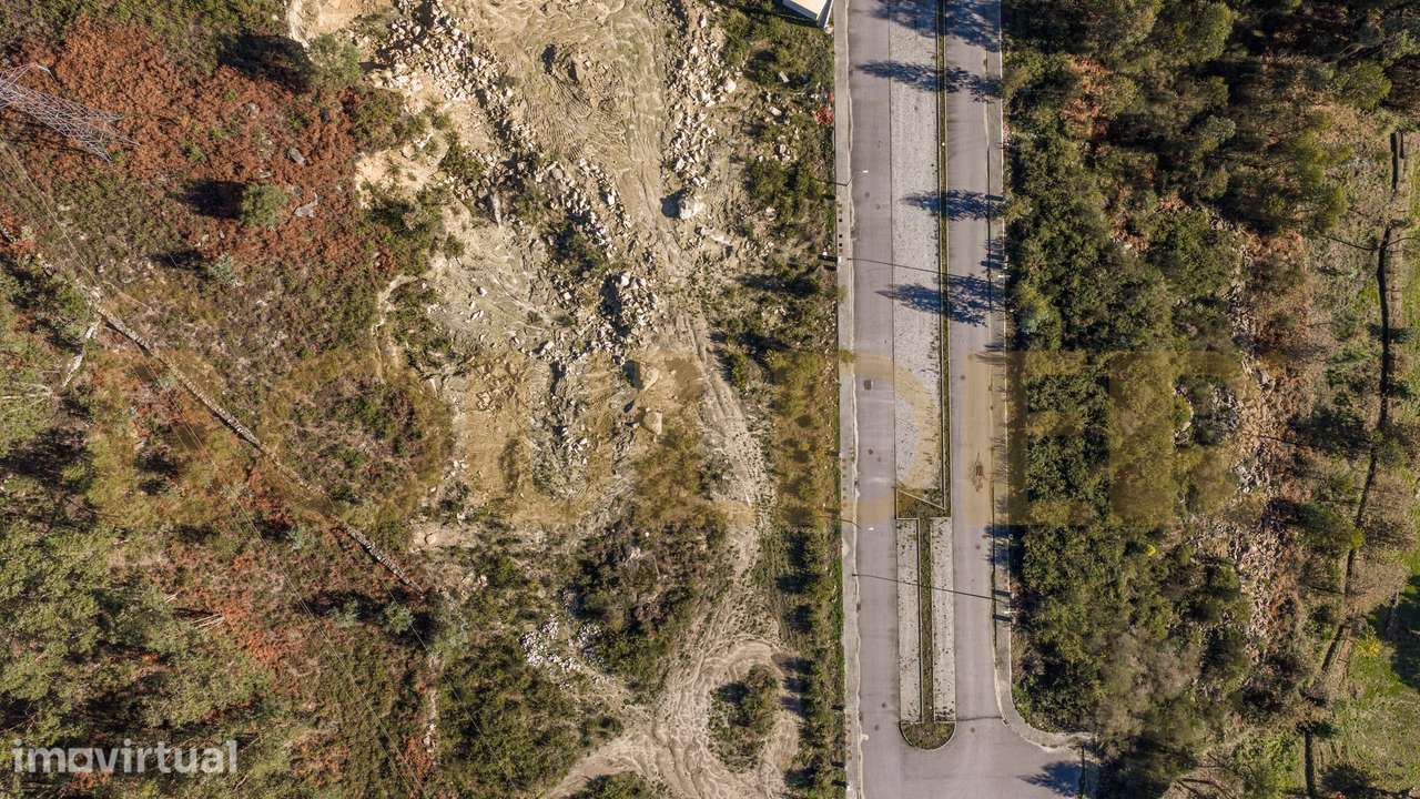 Terreno Industrial em Vilela - Grande imagem: 2/14