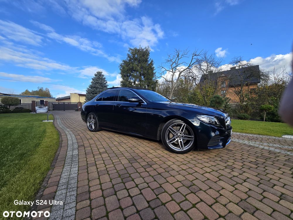 Mercedes-Benz Klasa E 220 d 4-Matic 9G-TRONIC - 13