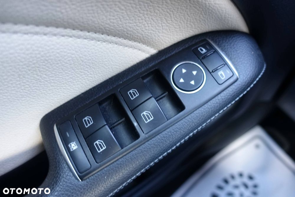 Mercedes-Benz Klasa B 180 7G-DCT Style - 28