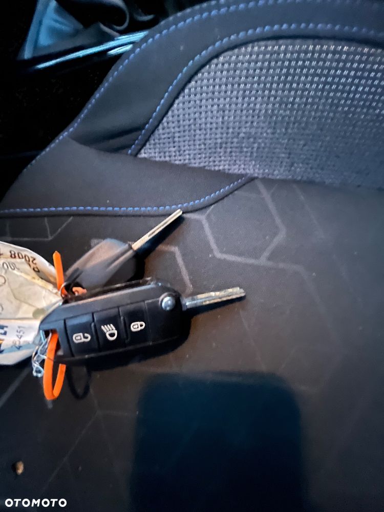 Peugeot 2008 - 28