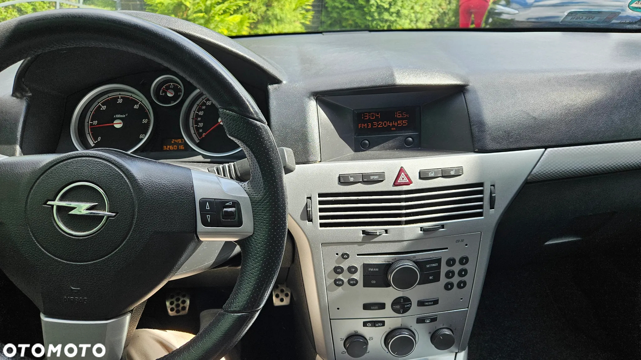 Opel Astra 1.9 CDTI DPF Sport - 10